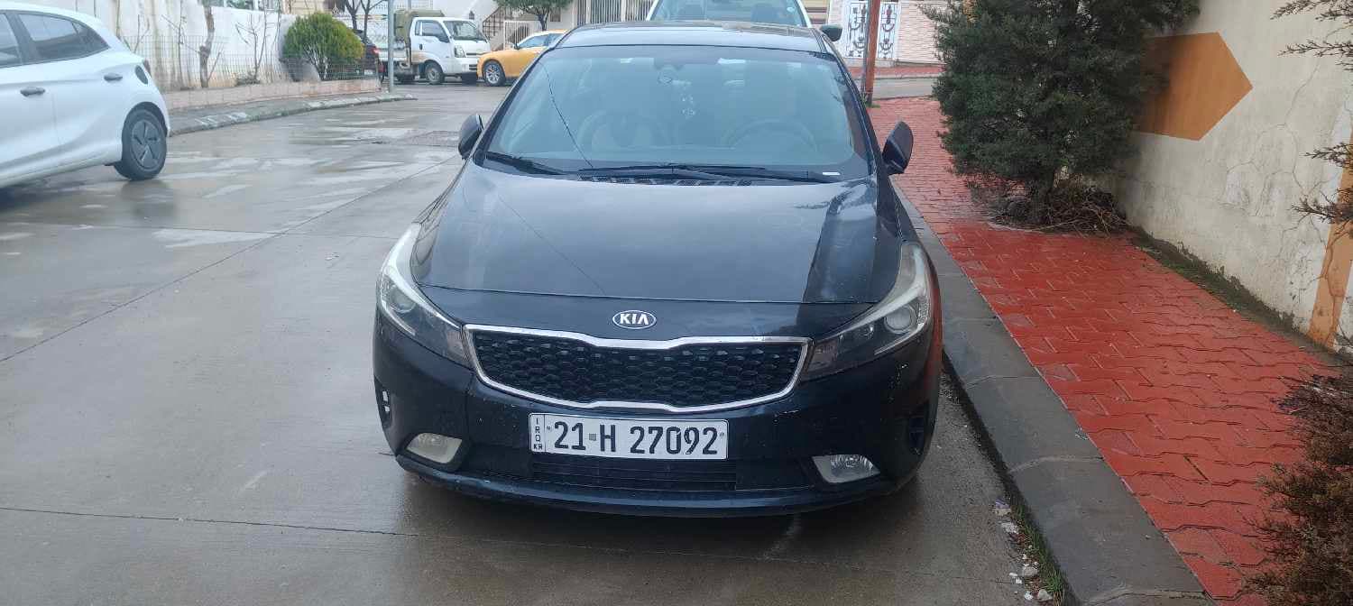 2017 كيا فورتي