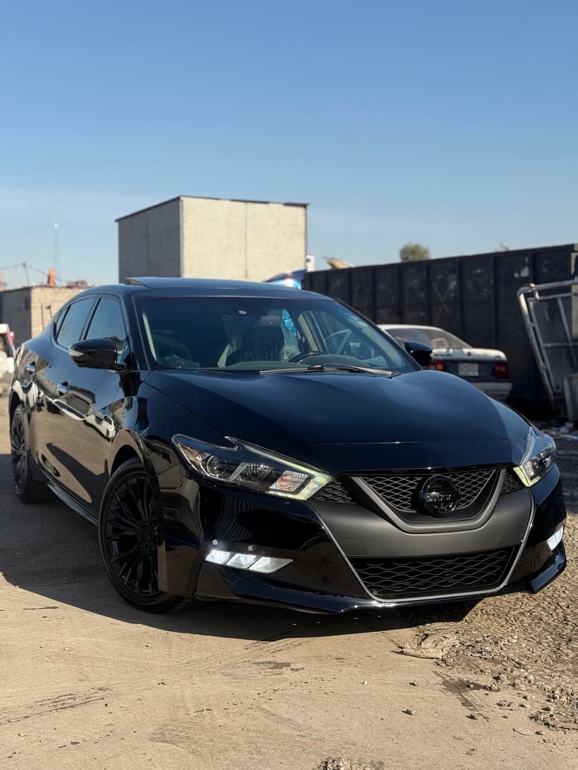 2016 نيسان ماكسيما