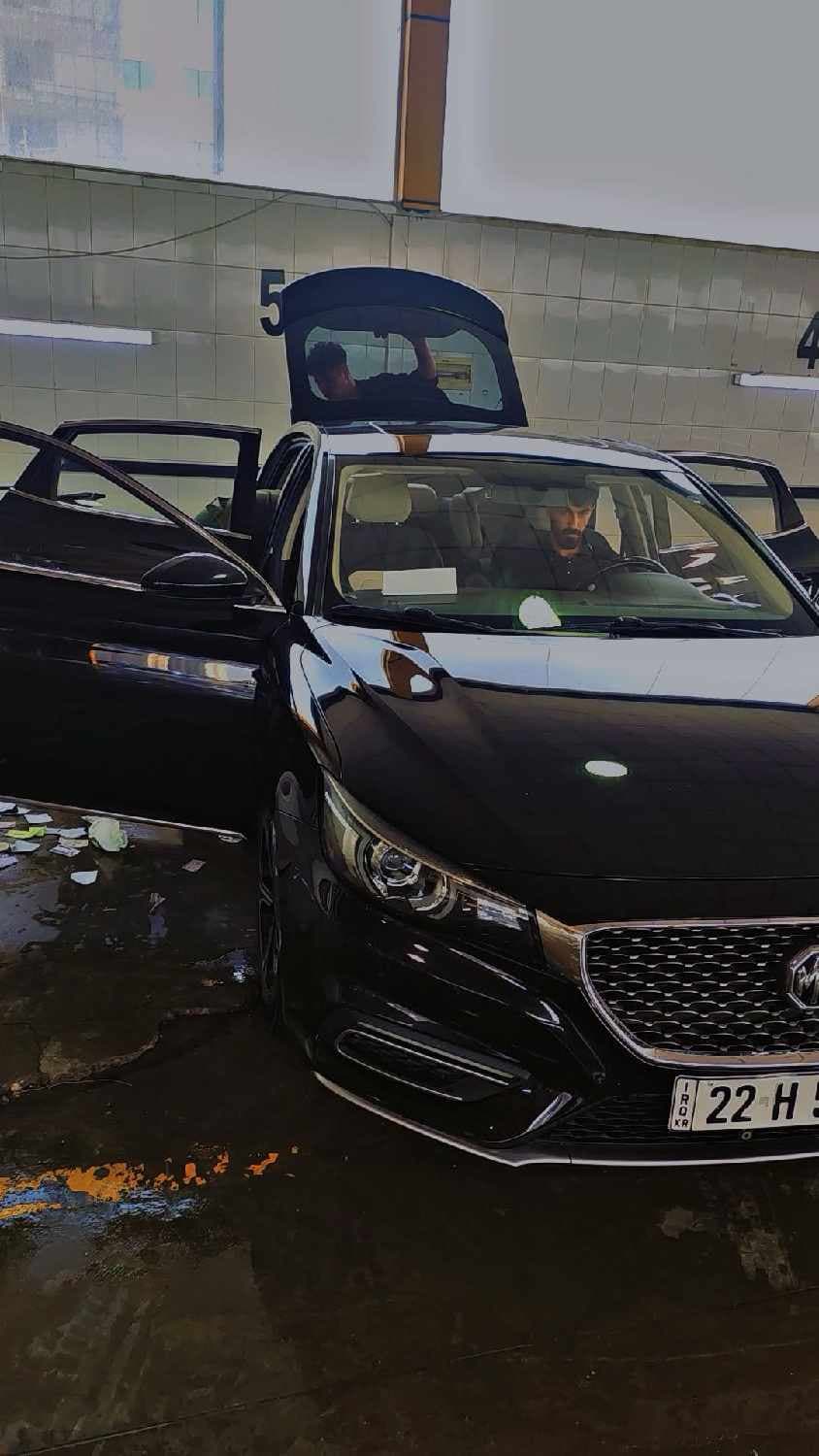 2021 MG 6